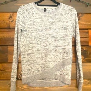 Women’s 90 Degree Top/Swearshirt